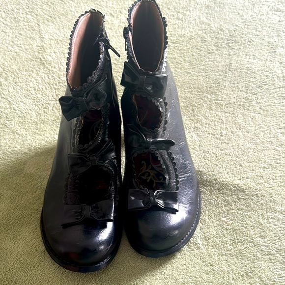 Mojo Moxy Victoria Bootie - Picture 1 of 4